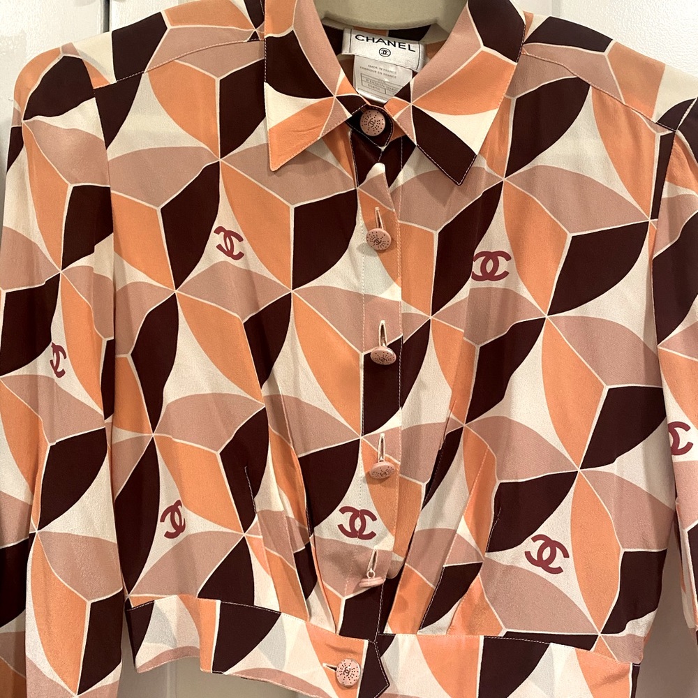 CHANEL crop blouse